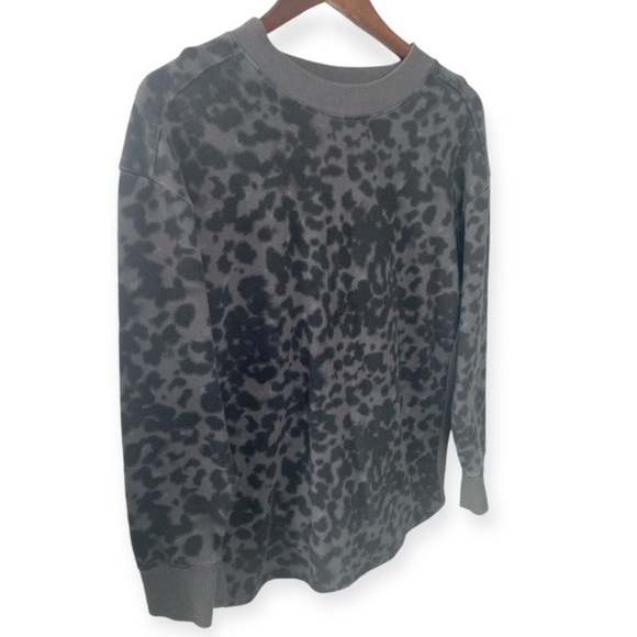 ALL in MOTION printed sweatshirt // L - Picture 7 of 7